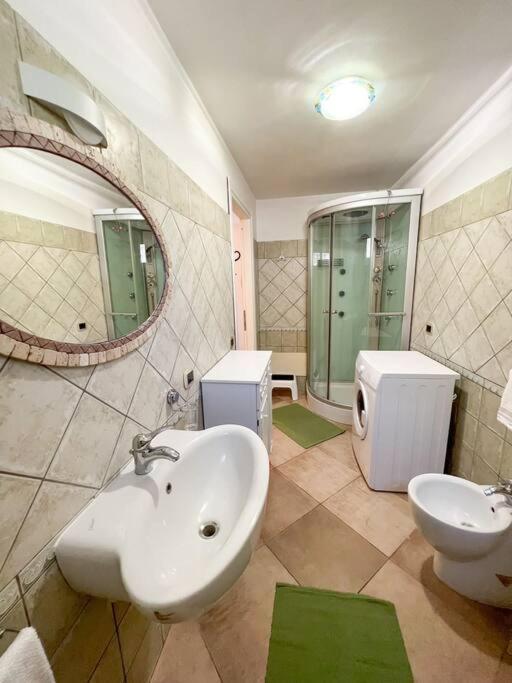 Hibryd: In Centro, A Due Passi Dal Mare Villa Oristano Kültér fotó